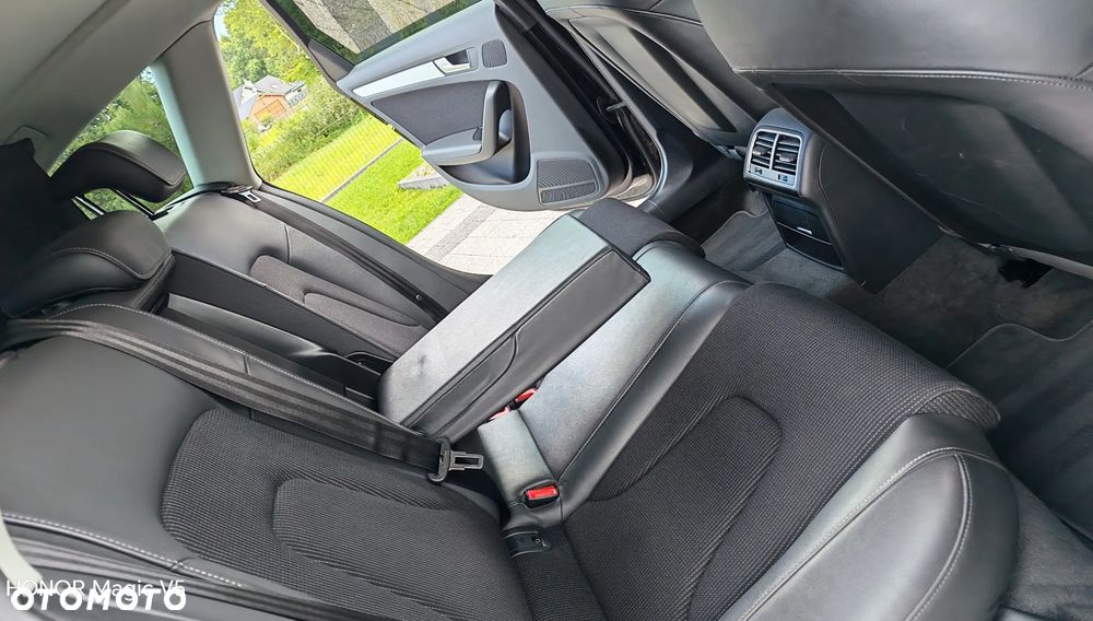 Audi A4 Avant 2.0 TDI DPF multitronic S line Sportpaket - 13