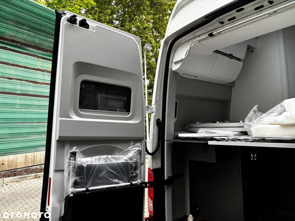 Volkswagen Crafter - 15