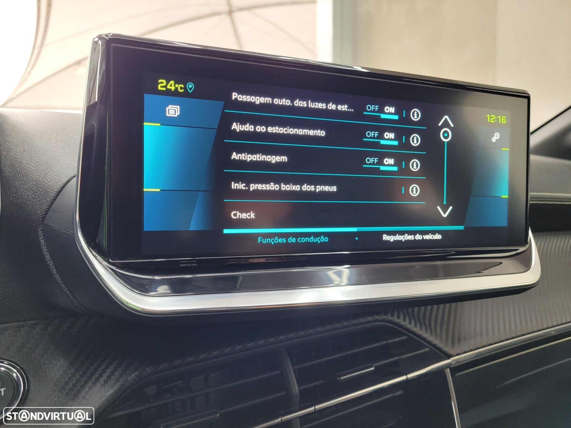 Peugeot e-208 50 kWh GT Line - 28