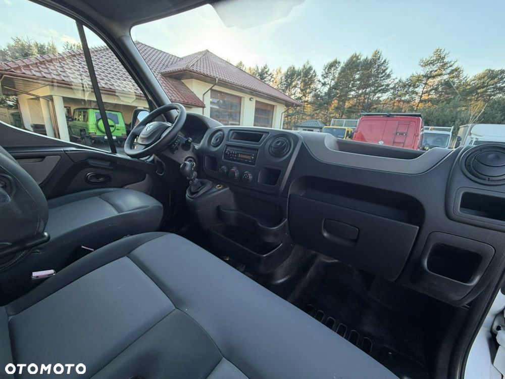 Renault Master - 25