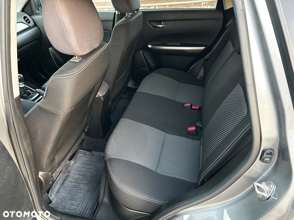 Suzuki Vitara 1.4 Boosterjet SHVS Premium 2WD - 31