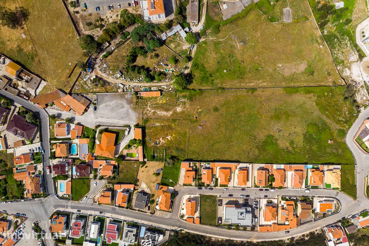 Terreno urbanizável de 9.474,25m2 na Malveira - Grande imagem: 2/7