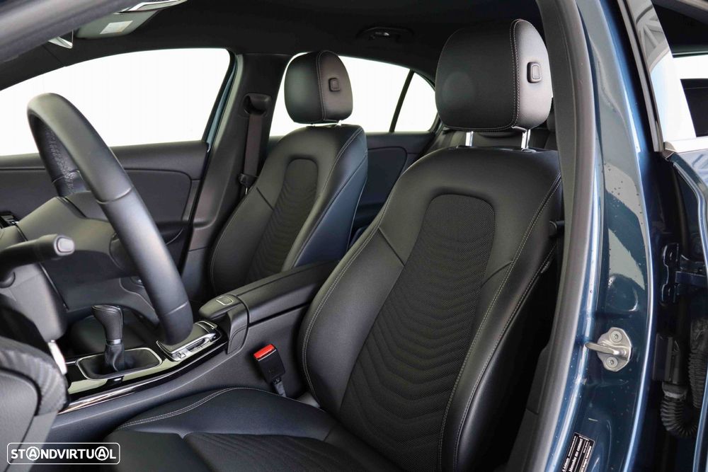 Mercedes-Benz A 160 d Style Plus - 43