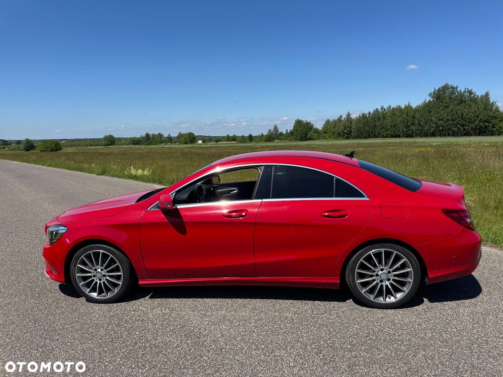 Mercedes-Benz CLA 180 7G-DCT - 16
