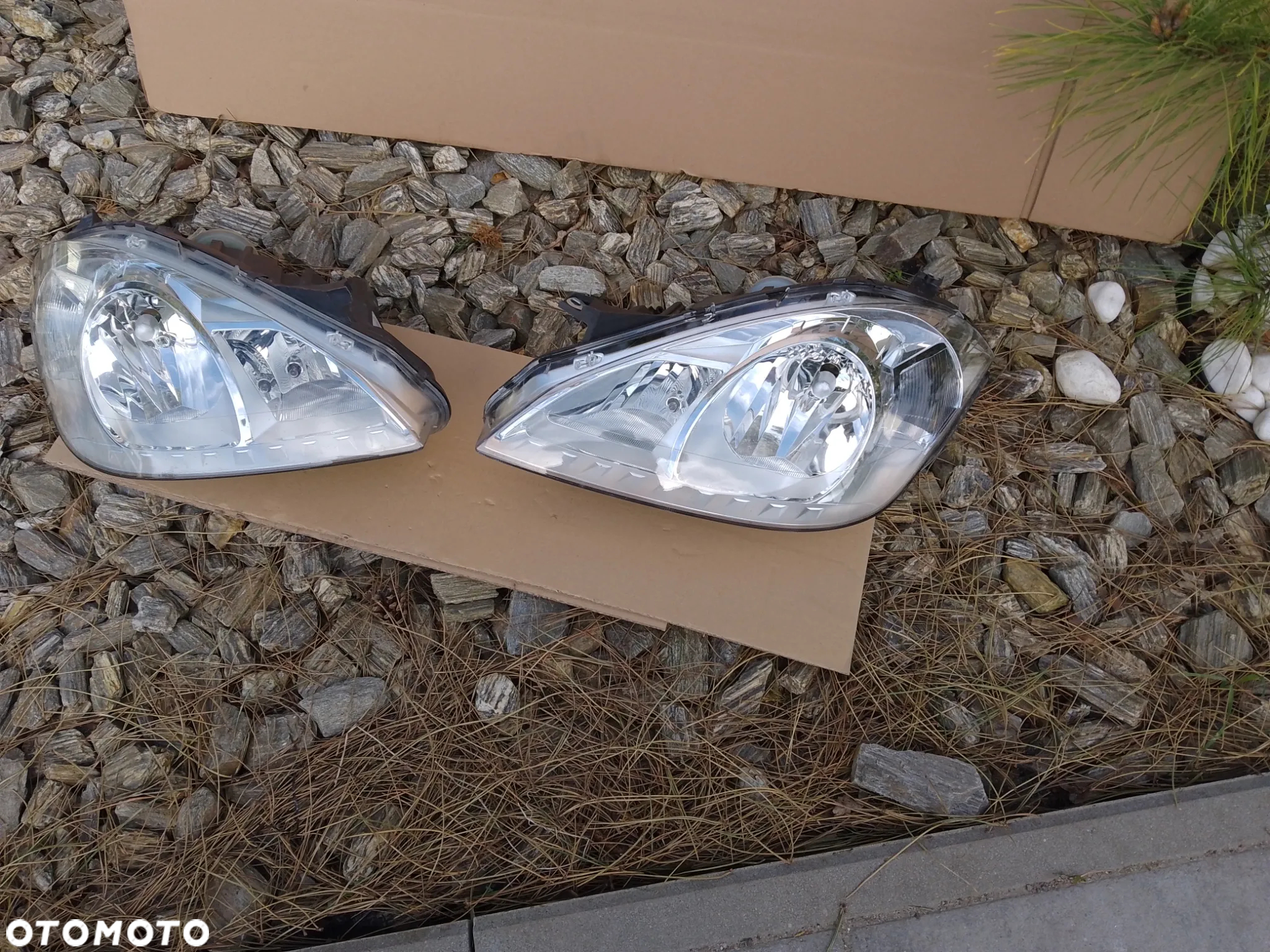 LAMPA PRZÓD PRAWA LEWA MERCEDES A W169 LIFT A1698205861 2SZT - 3