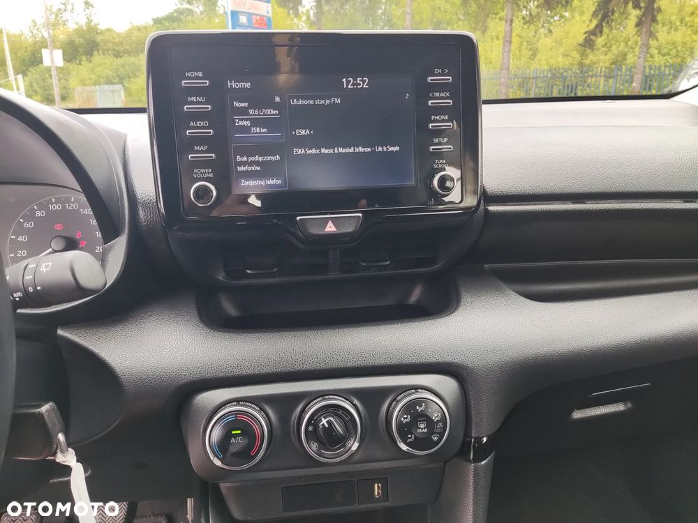 Toyota Yaris 1.5 Comfort - 19