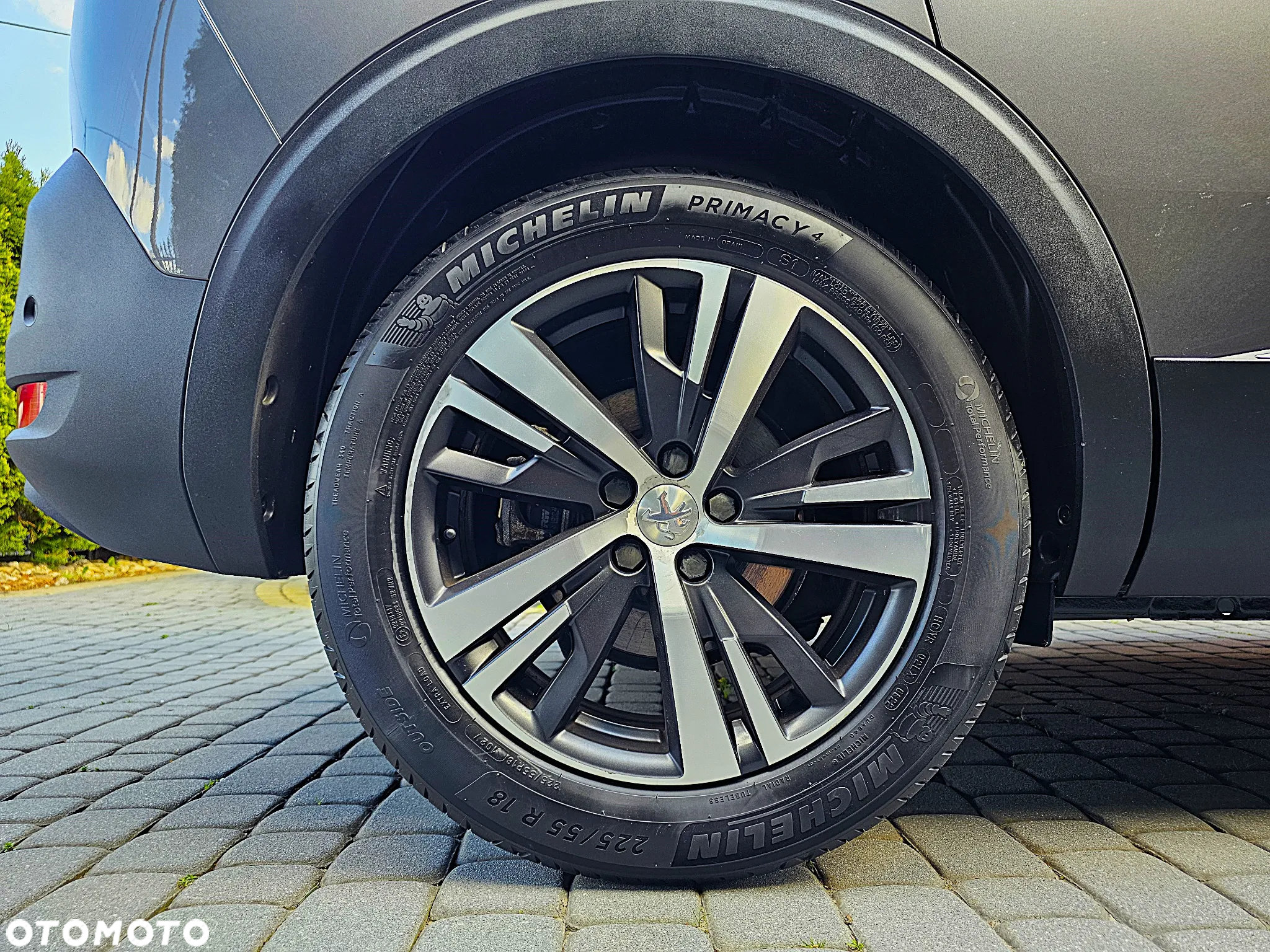 Peugeot 5008 BlueHDI 130 EAT8 GT - 25