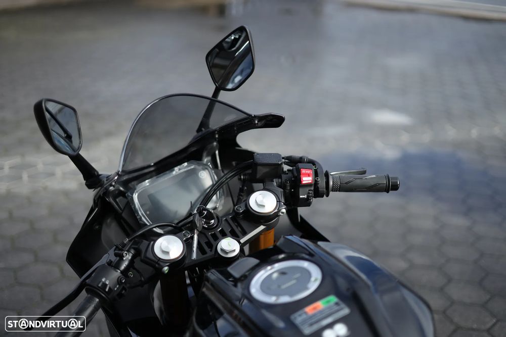 Yamaha YZF R-125 - 8