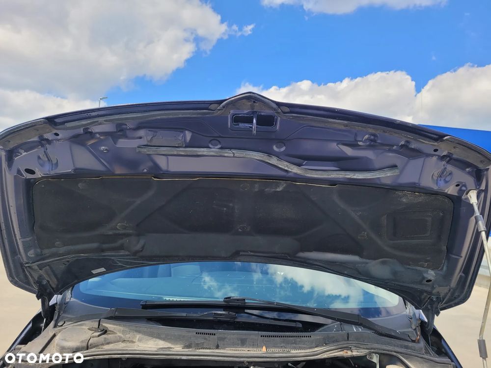 Mitsubishi Grandis 2.0 DI-D 7-Sitzer 30 Jahre - 21