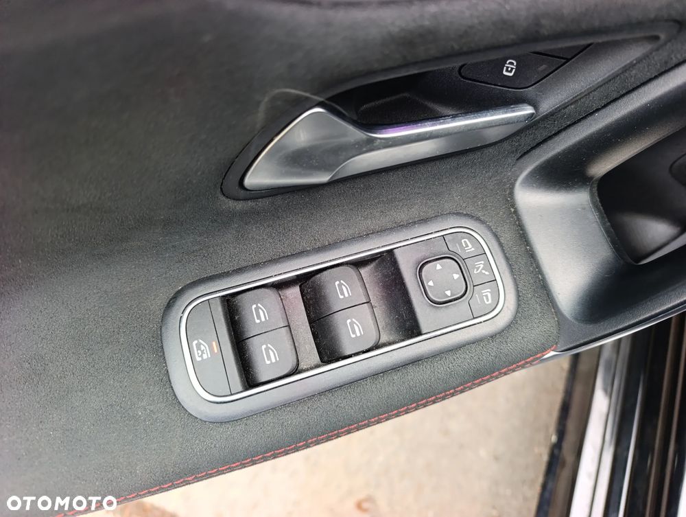 Mercedes-Benz CLA AMG 45 4Matic+ B AMG Speedsh 8G-DCT - 21