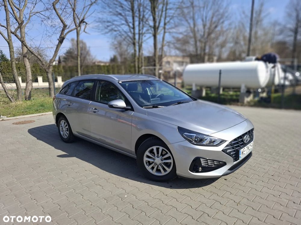 Hyundai i30 1.0 T-GDI Classic + - 6
