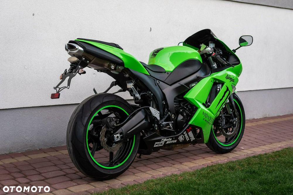 Kawasaki ZX - 3