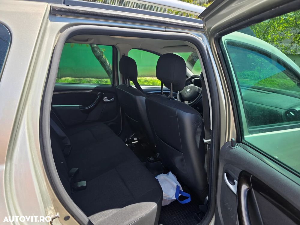 Dacia Duster 1.6 4x4 Prestige - 9
