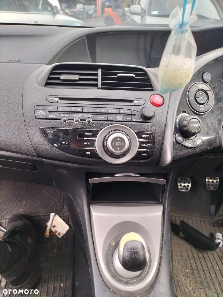 KLAPA BAGAŻNIKA BLENDA HONDA CIVIC VIII UFO HATCHBACK 5D  1.8 BENZYNA 140 KM - 12
