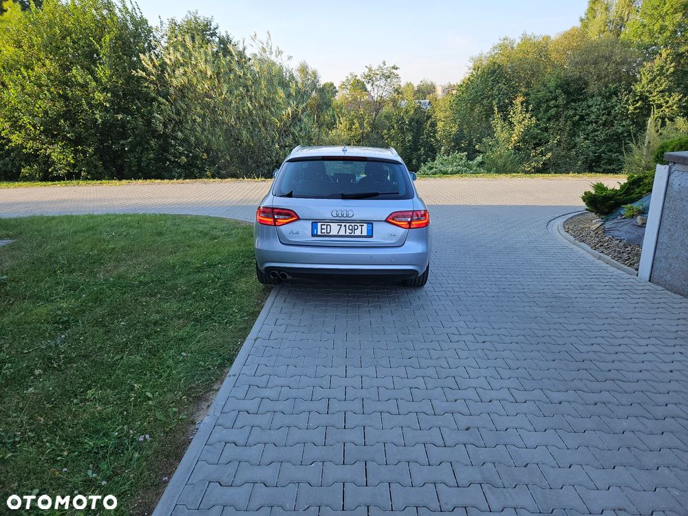Audi A4 Avant 2.0 TDI DPF Ambiente - 4