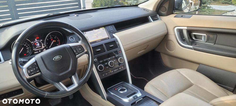 Land Rover Discovery Sport TD4 HSE - 12