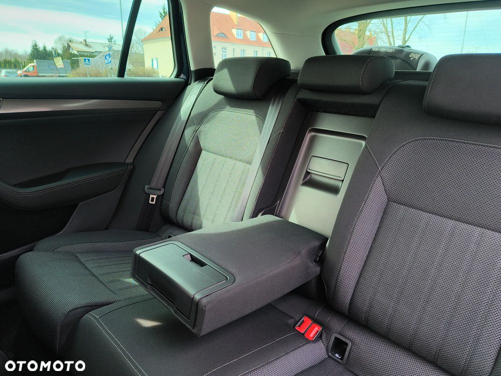 Skoda Superb 1.5 TSI Style DSG - 15