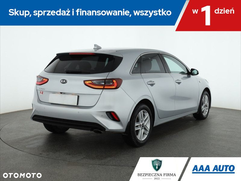 Kia Ceed - 6