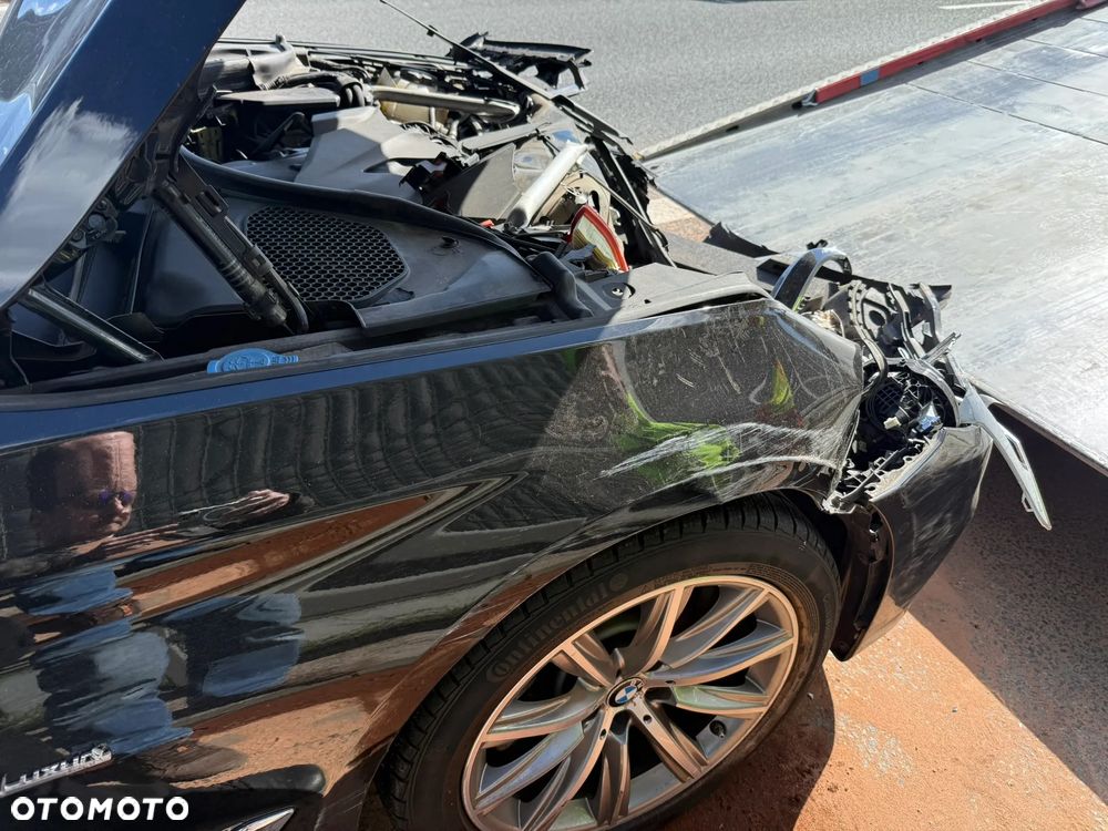 BMW Seria 5 520d xDrive Luxury Line sport - 11