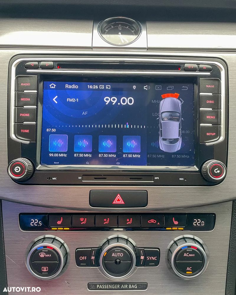 Volkswagen Passat Variant 2.0 TDI Blue TDI DSG Comfortline - 14
