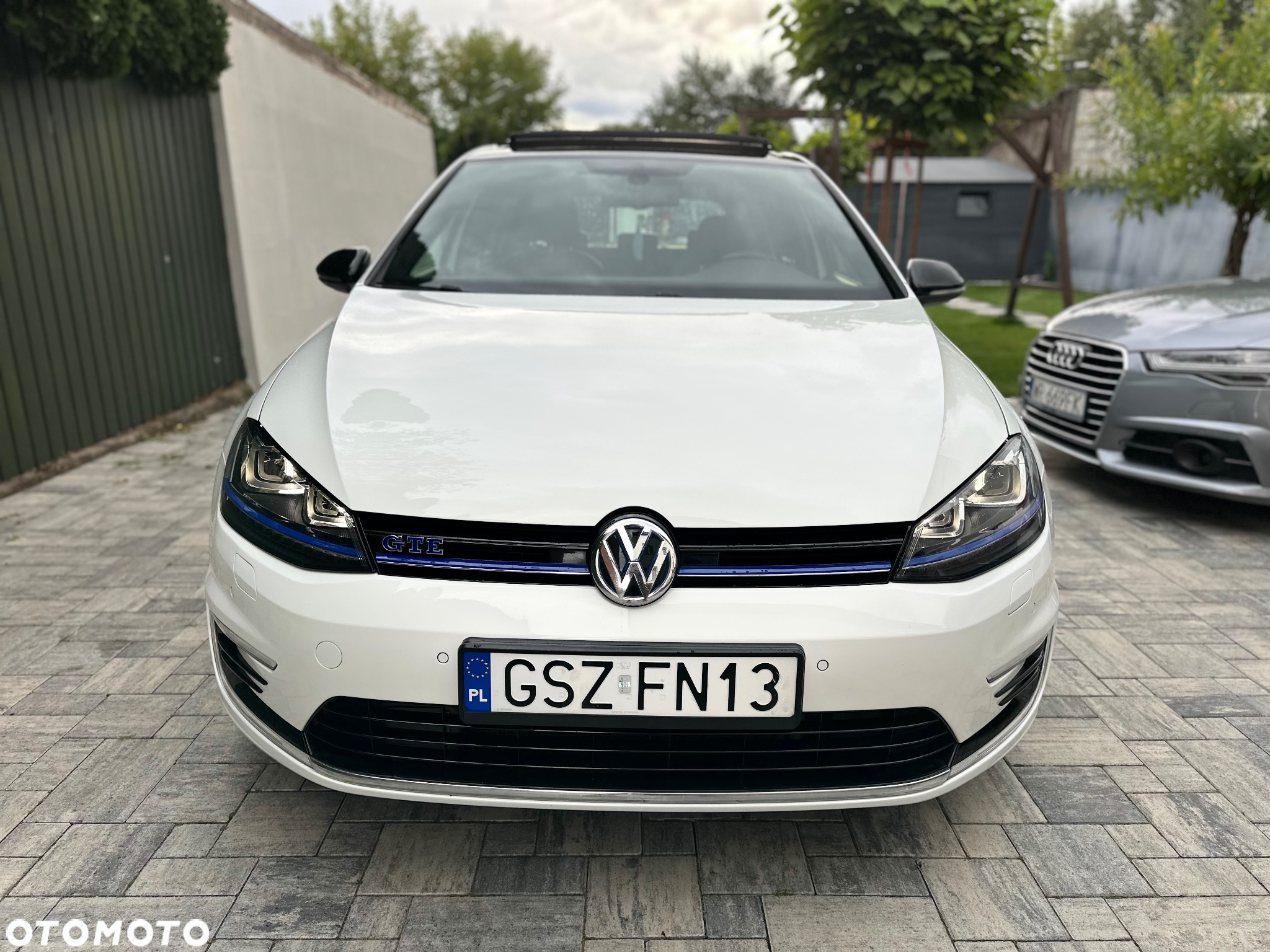 Volkswagen Golf - 5