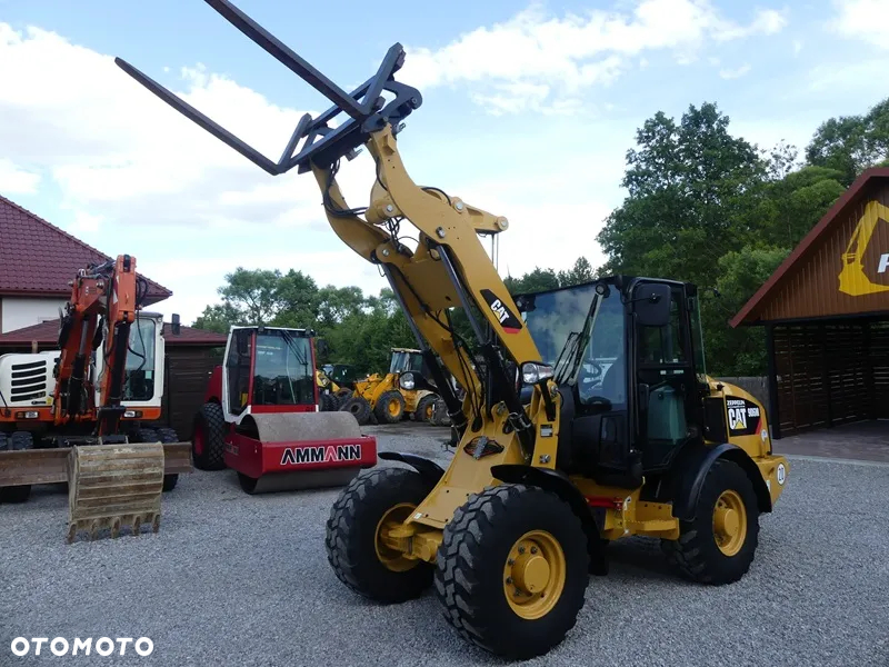 Caterpillar CAT 906M / 2017R / Centralne smarowanie / - 34
