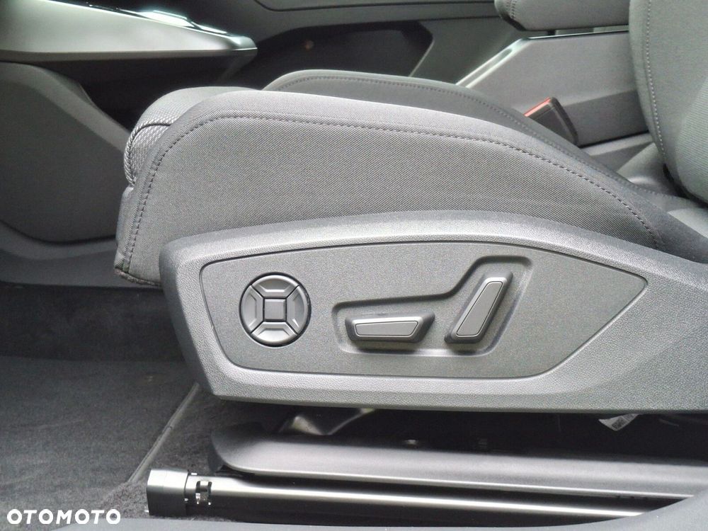 Audi Q4 e-tron - 23