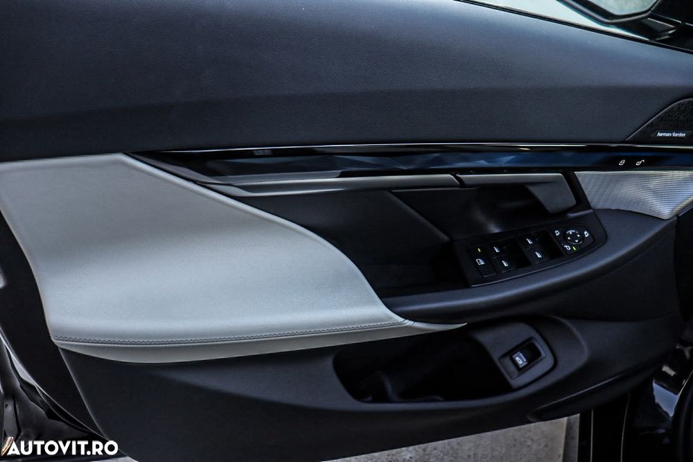 BMW i5 eDrive40 - 11