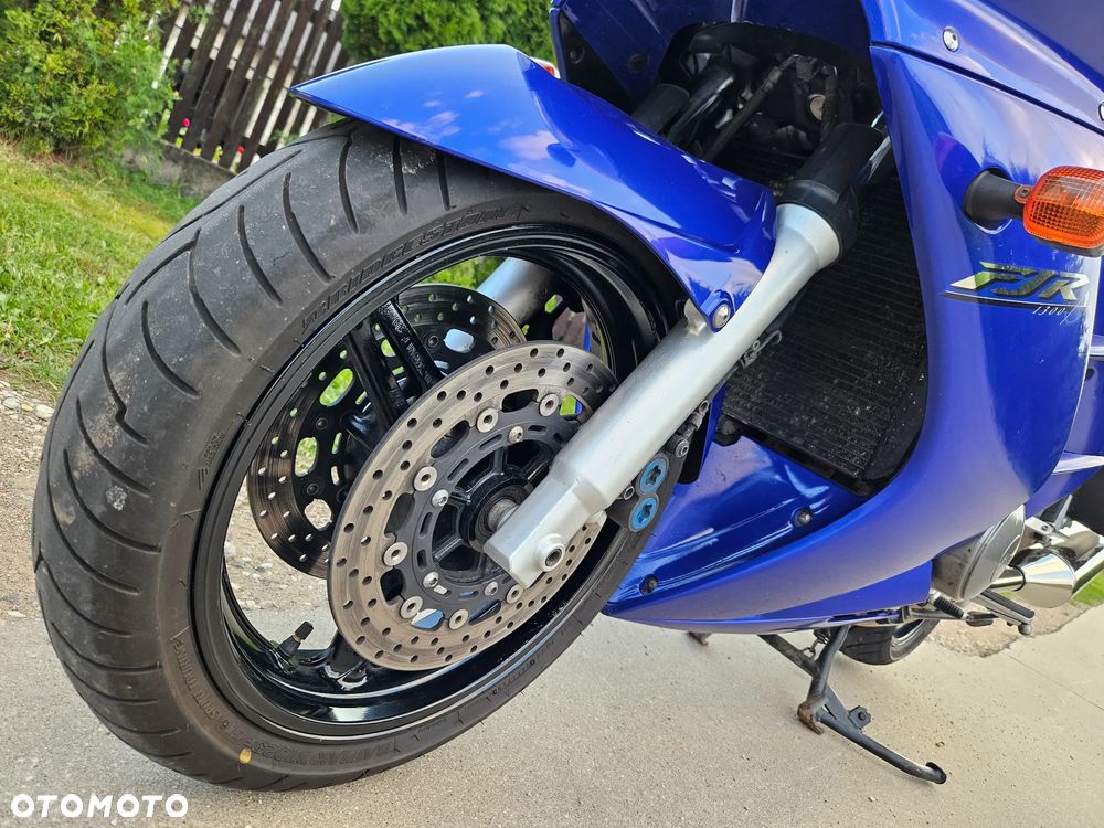 Yamaha FJR - 8