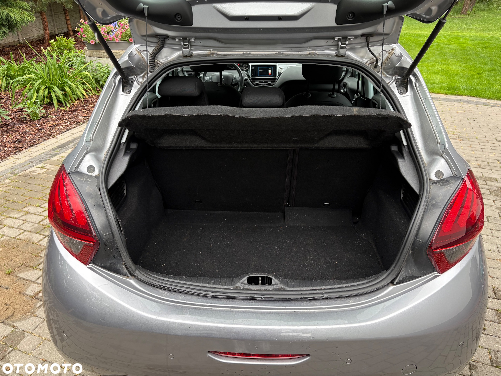 Peugeot 208 1.5 BlueHDi Active S&S - 9