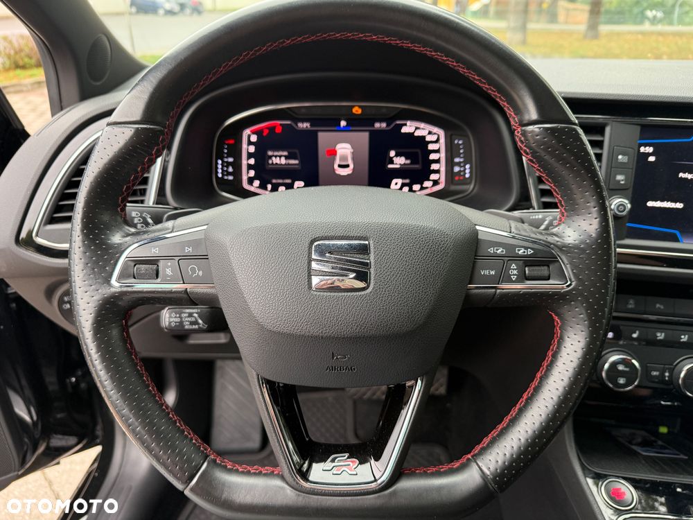 Seat Leon 2.0 EcoTSI FR S&S DSG - 33