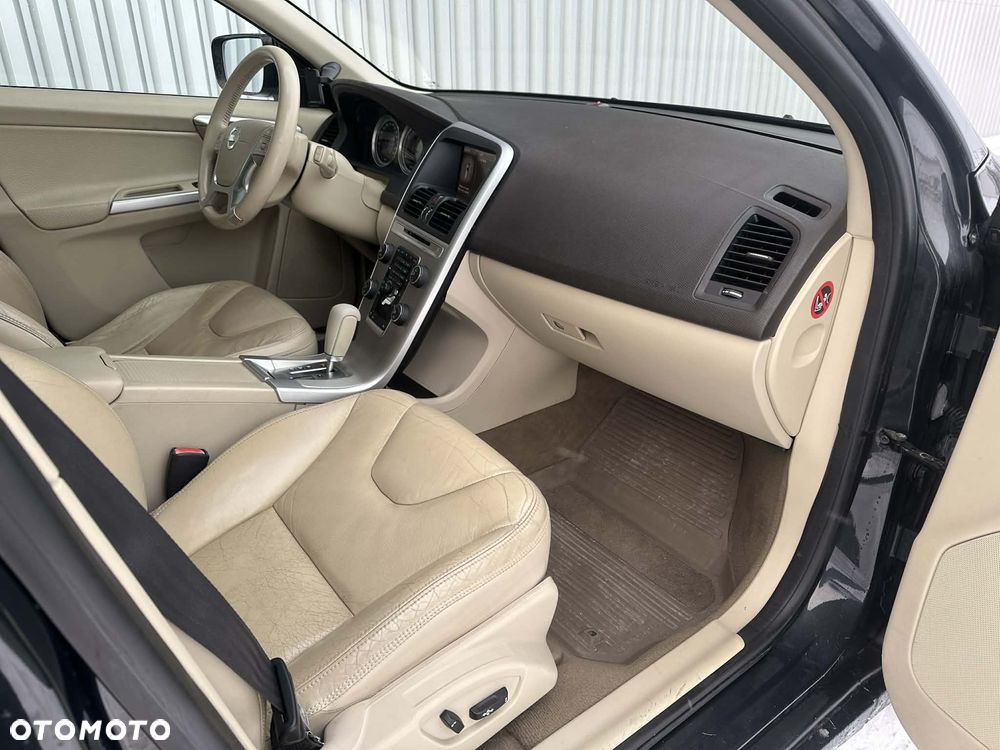 Volvo XC 60 - 3