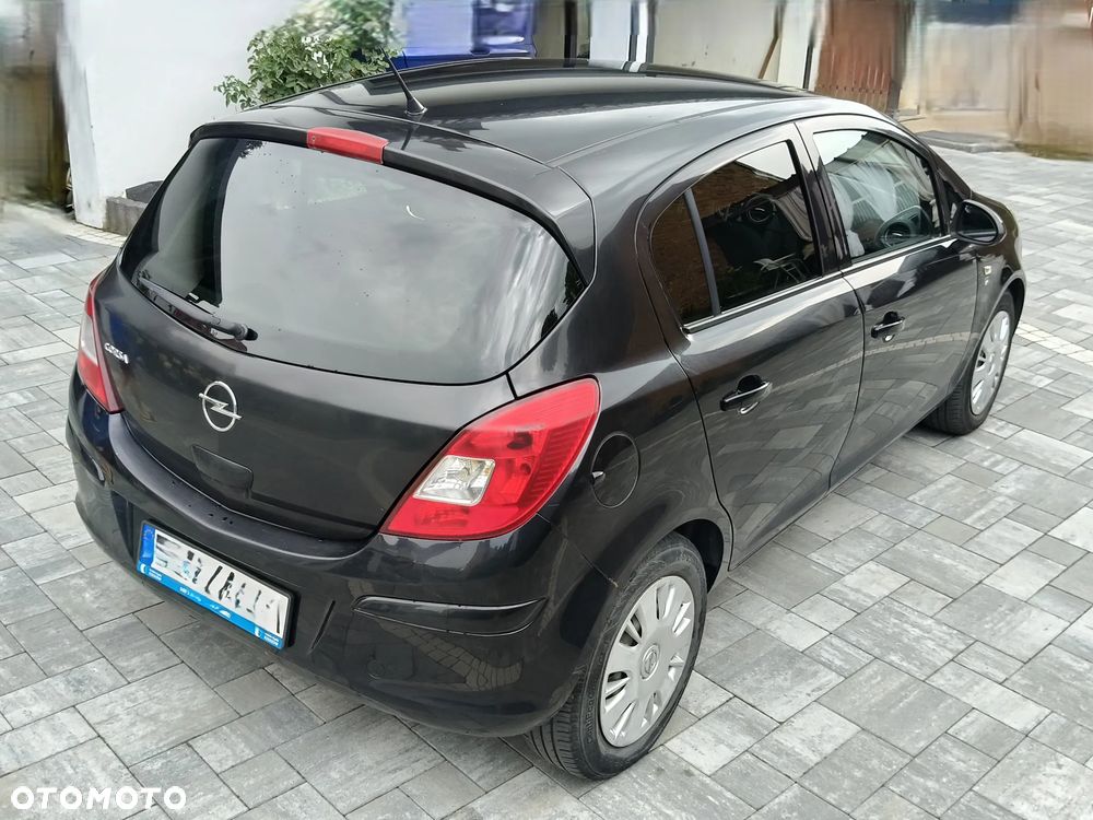 Opel Corsa 1.2 16V 111 - 1