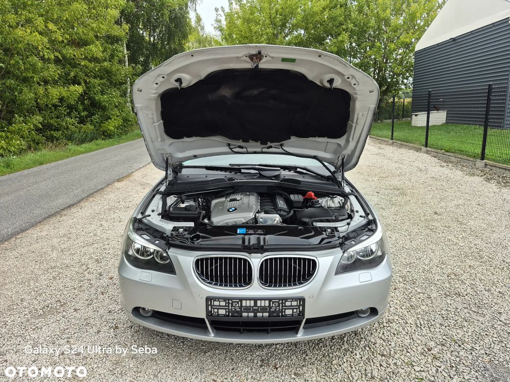 BMW Seria 5 523i - 27