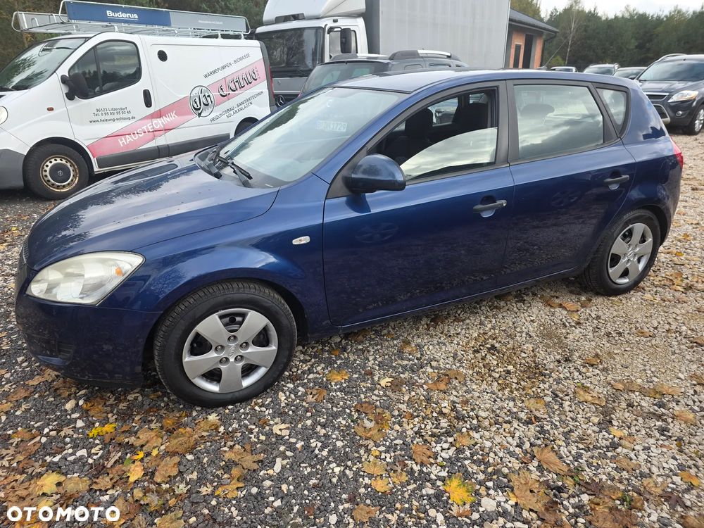 Kia Ceed 1.4 CVVT Attract - 19