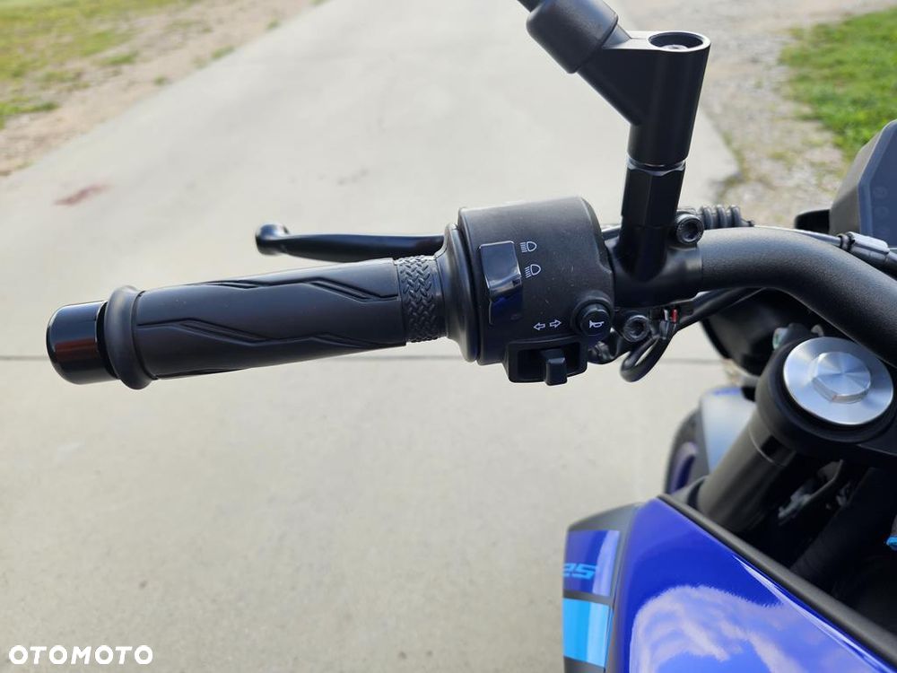 Yamaha MT - 27