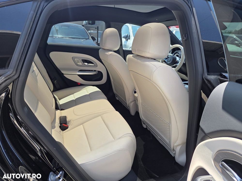 Mercedes-Benz CLA 200 MHEV - 13