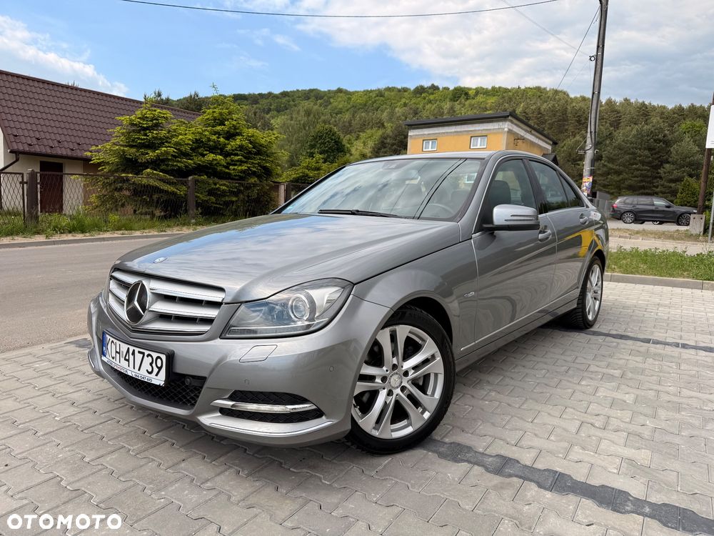 Mercedes-Benz Klasa C 250 (BlueEFFICIENCY) 7G-TRONIC Avantgarde - 2