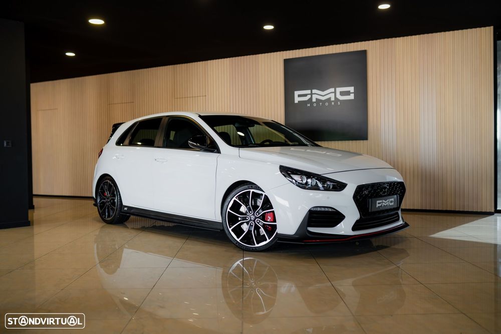 Hyundai i30 N 2.0 T-GDi Performance Pack - 2