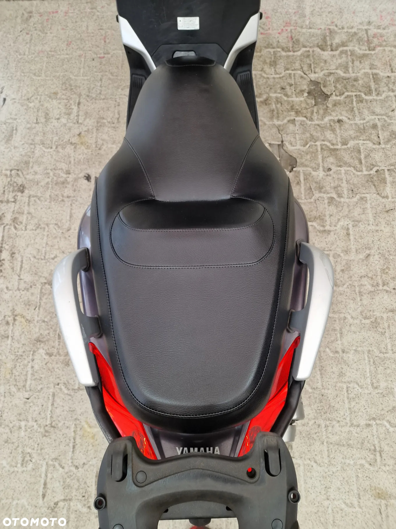 Yamaha X-max - 28