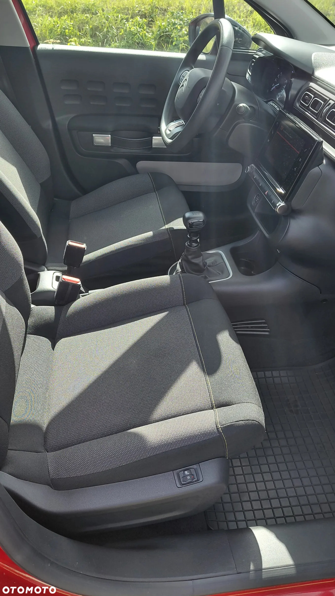 Citroën C3 1.2 PureTech Shine - 16