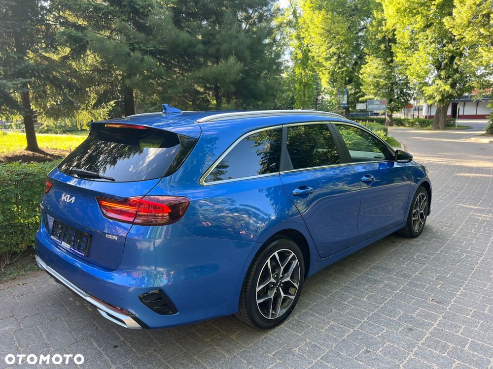 Kia Ceed 1.6 GDI DCT OPF Platinum Edition - 3
