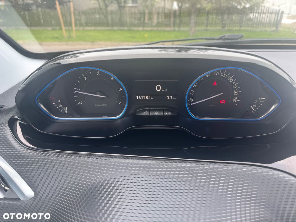 Peugeot 2008 - 29