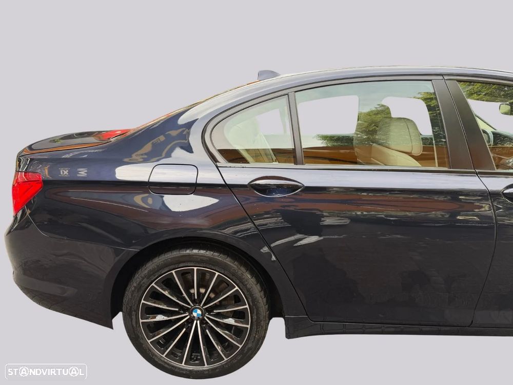BMW 740 - 7