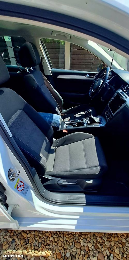 Volkswagen Passat 1.4 TSI ACT Comfortline - 14