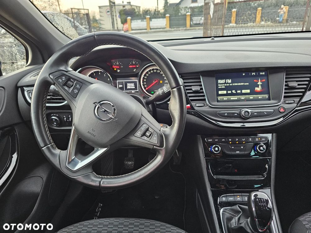 Opel Astra 1.4 Turbo Start/Stop Dynamic - 10