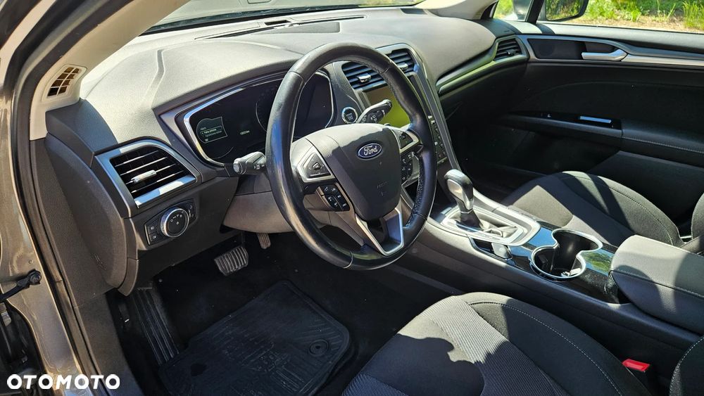 Ford Mondeo 2.0 TDCi Titanium PowerShift - 3