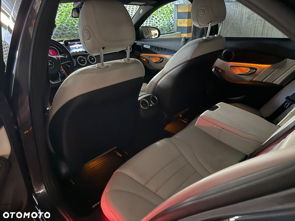Mercedes-Benz Klasa C 200 4-Matic 7G-TRONIC - 14
