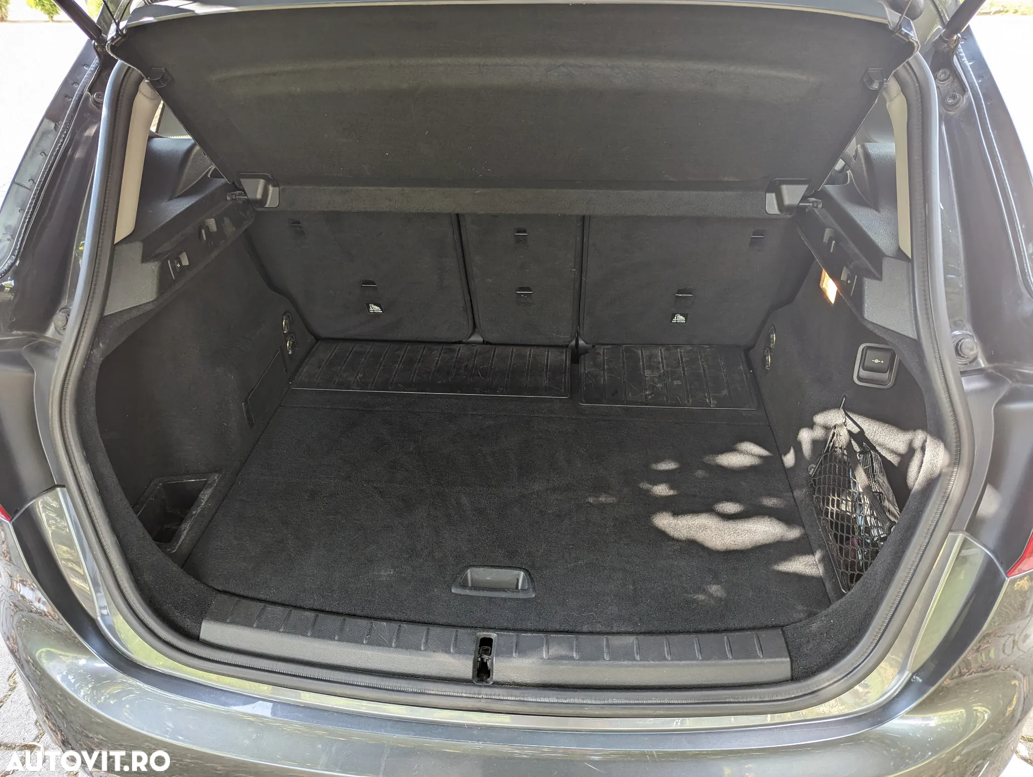 BMW Seria 2 216d Active Tourer - 8