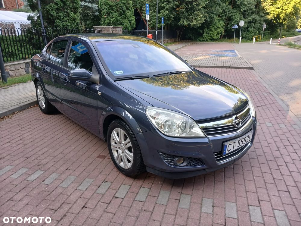 Opel Astra 1.6 Cosmo - 2